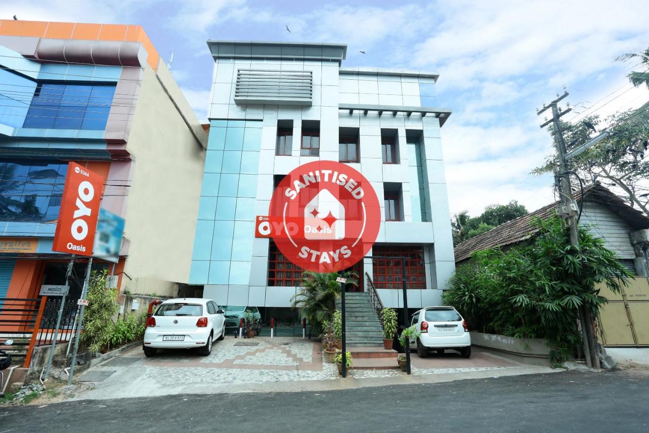 โอโย 5344 โฮเต็ล โอเอซิส Hotel Thiruvananthapuram ภายนอก รูปภาพ