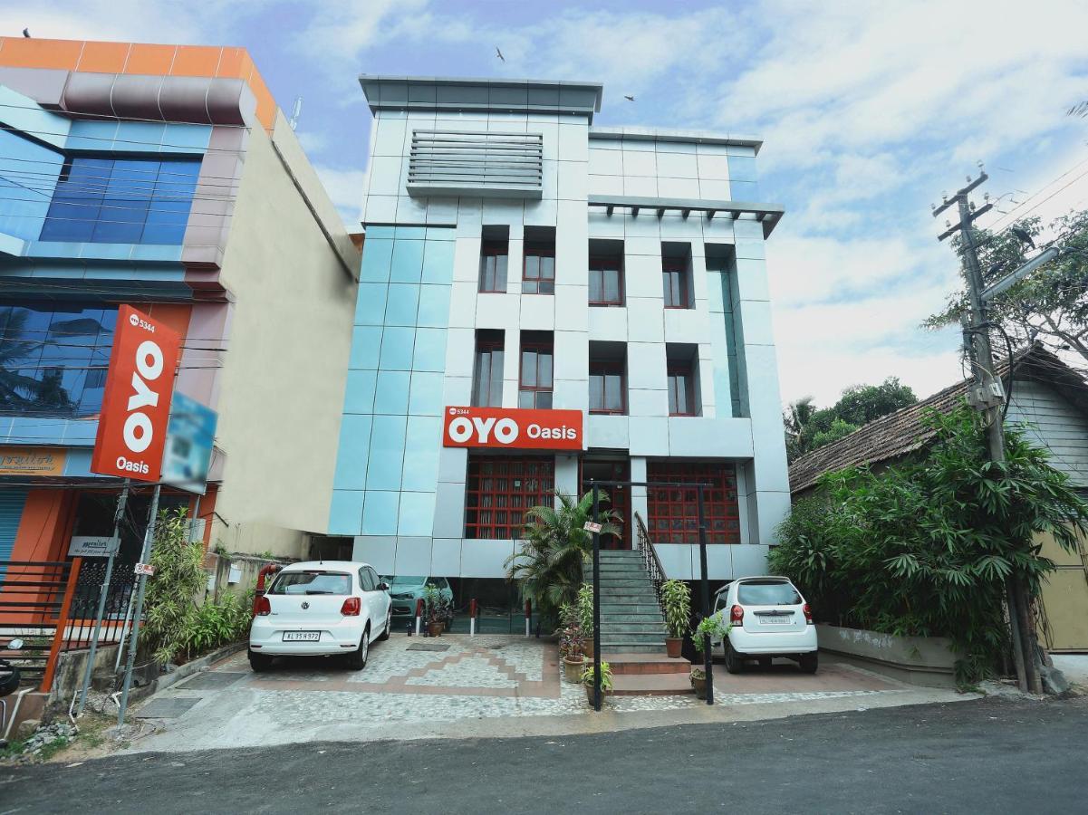 โอโย 5344 โฮเต็ล โอเอซิส Hotel Thiruvananthapuram ภายนอก รูปภาพ